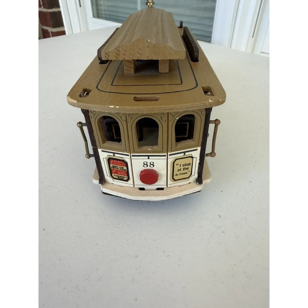 WoodenPlastic San Francisco Powell and Hyde Streets Cable Trolley Music Box